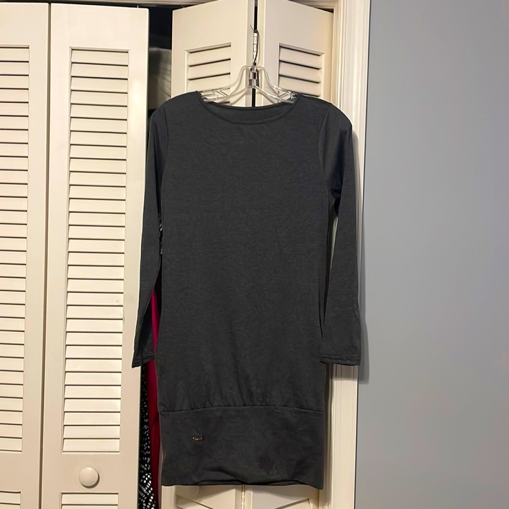 J&O Park Gray Crew Neck Long Sleeve Blouson Dress with pockets